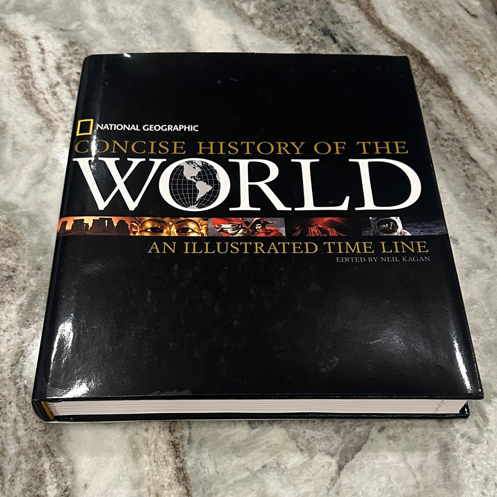 National Geographic Black and Gold Illustrated World History